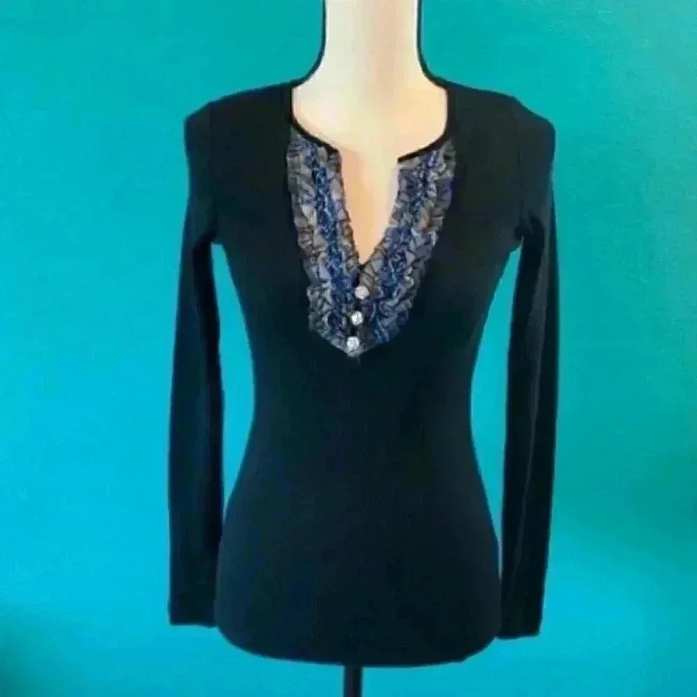 Charlotte tarantola long sleeve shirt in size small